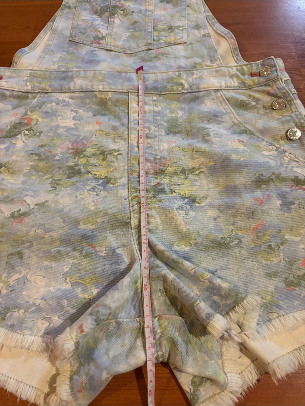 Pilcro Floral-Print Denim Short Overalls in Light Blue & Green - Picture 4 of 6
